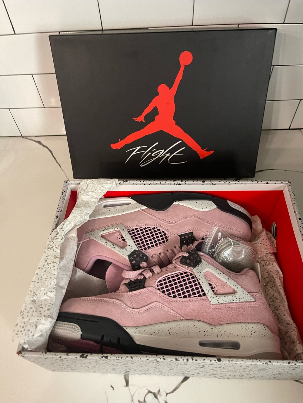 Men’s Retro 4 Pink Orchid Size 6. - Picture 2 of 8